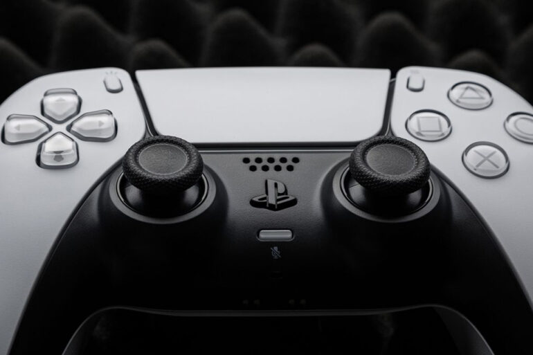 A New Sony DualSense Controller Has Popped Up Online With A New And Improved 12-Hour Battery